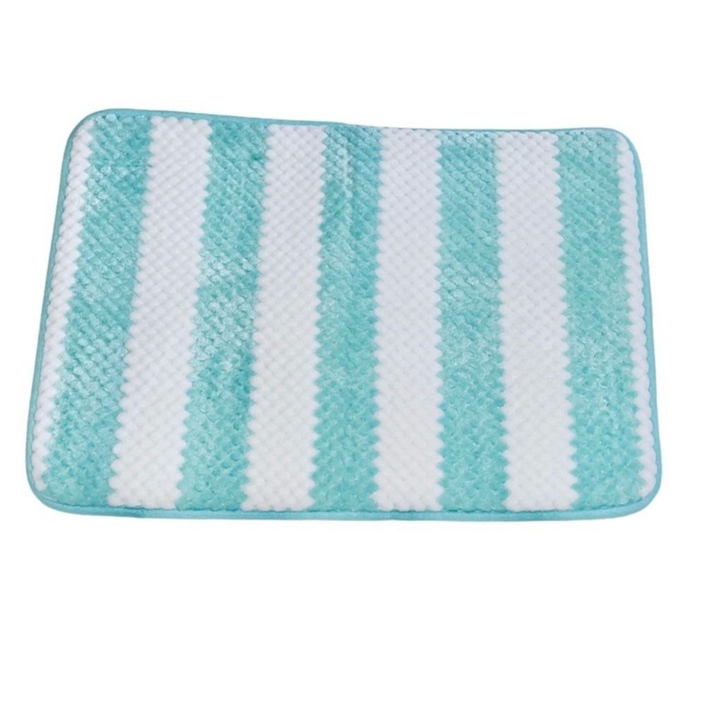 Mohawk Plush Mint Green & White Non
Slip Bath Mat